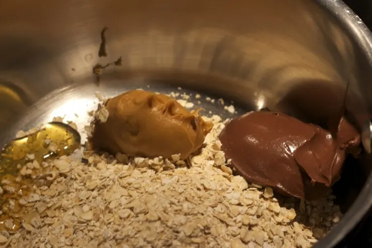Peanut Butter & Chocolate Almond Oatmeal