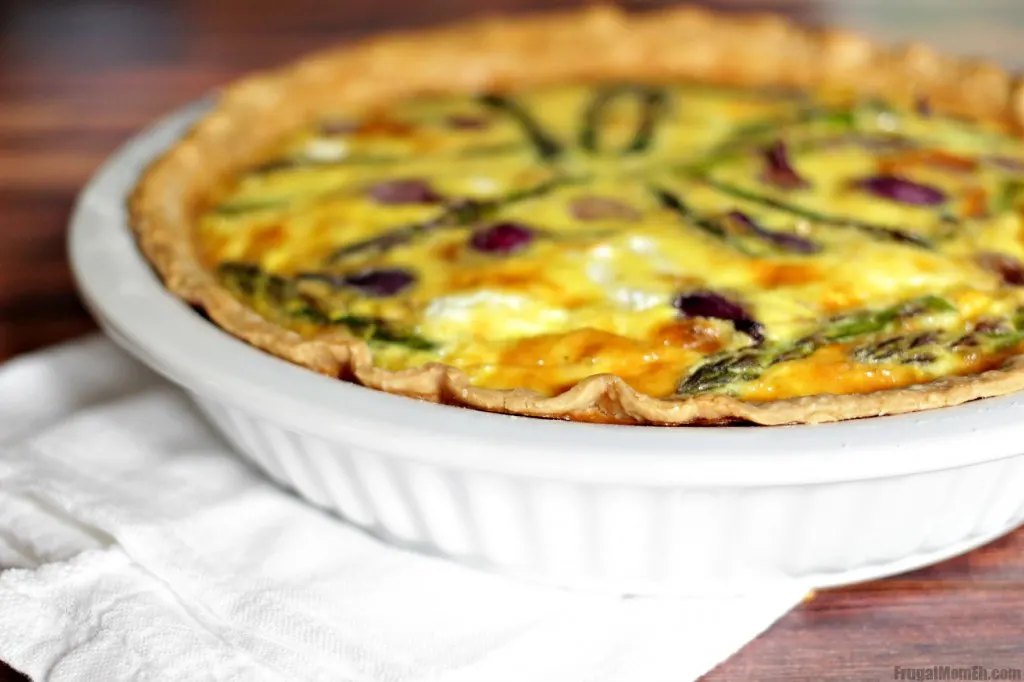 Asparagus, Goat Cheese and Pearl Onion Quiche #giveacluck #CleverGirls