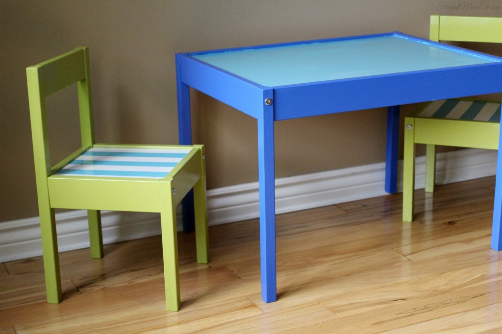 Kids Table and Chairs Makeover