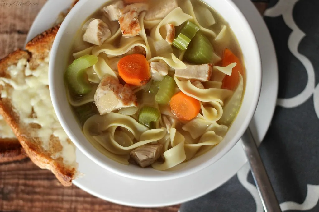 Quick & Easy Classic Chicken Noodle Soup  #DinnerIn15