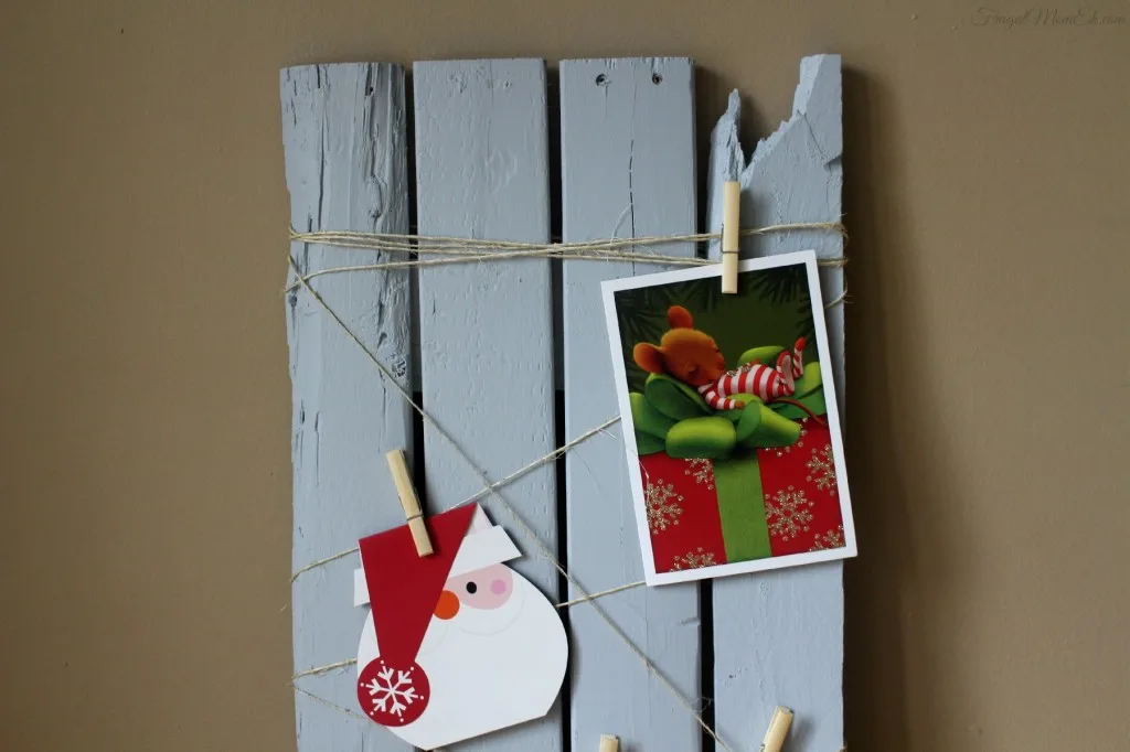 DIY Christmas Card Display #‎BehrHolidayHues‬