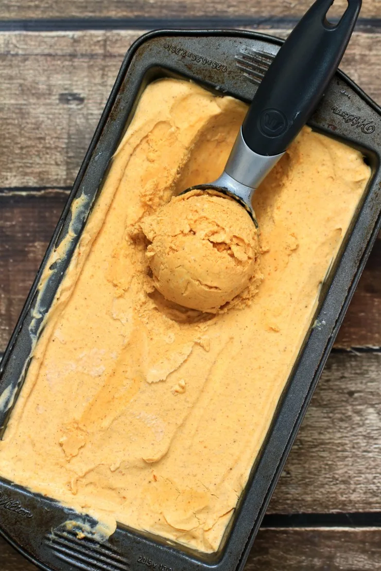 Pumpkin Pie is a crowd favourite and this delicious No-Churn Pumpkin Spice Ice Cream is served in flaky pastry bowls. This cold treat is perfectly creamy and tastes just like pumpkin pie.