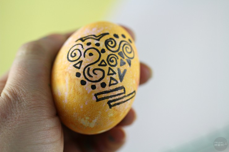 Harness your inner kid with these Doodle Easter Eggs for a a fun and easy creative twist on this diy seasonal classic!