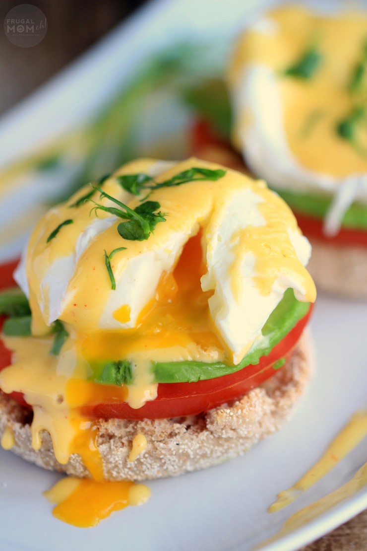 California Style Eggs Benedict made with a super easy blender hollandaise sauce that is foolproof! Perfect mothers day recipe!