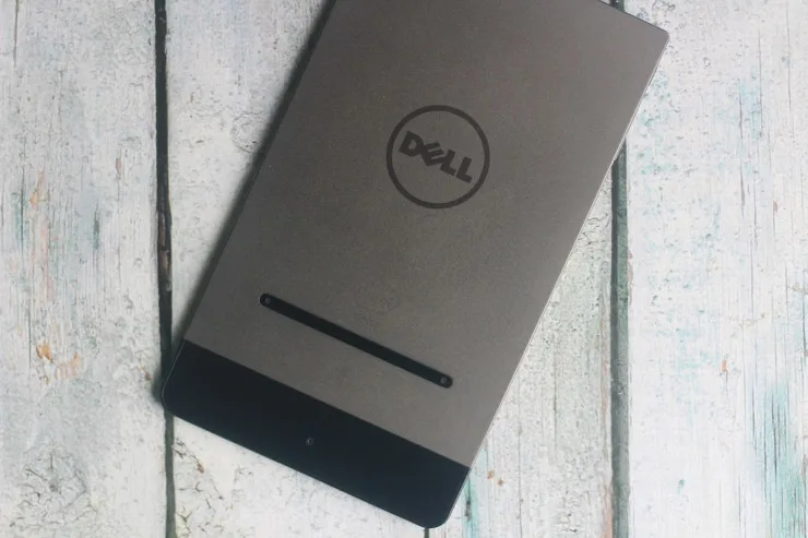 Dell Venue 8 7000 Tablet featuring Intel® RealSense™ Technology
