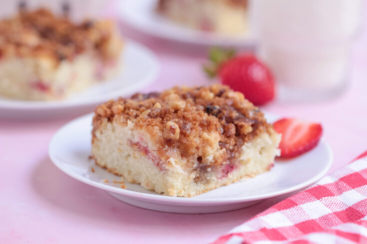 Strawberry Rhubarb Coffee Cake