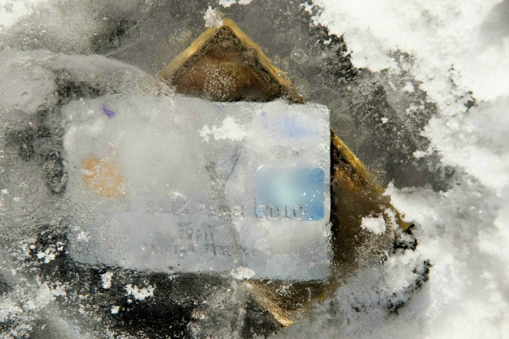 Frozen-Credit-Cards