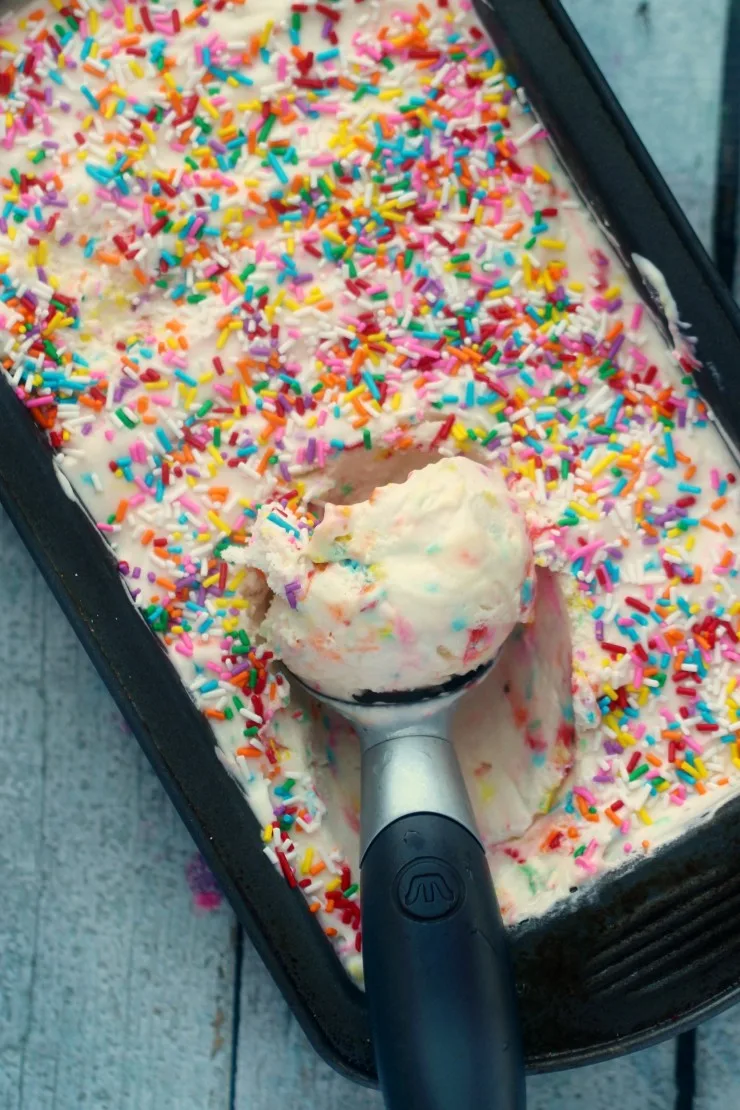 Scooped-birthday-cake-ice-cream