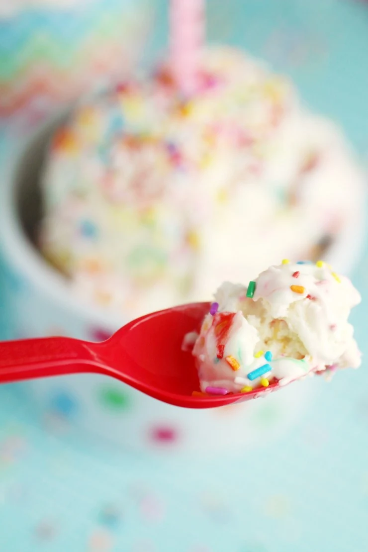 This No-Churn Birthday Cake Ice Cream has all the flavour of a birthday cake packed into creamy, sweet homemade ice cream. You won't believe how easy this ice cream recipe is - no machine needed!