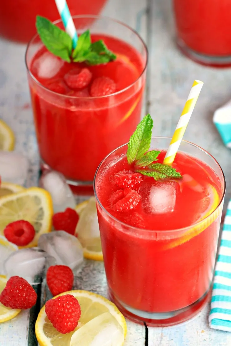 This Sparkling Raspberry Lemonade is a fresh twist on that classic summer drink and a perfect addition to any summer party.