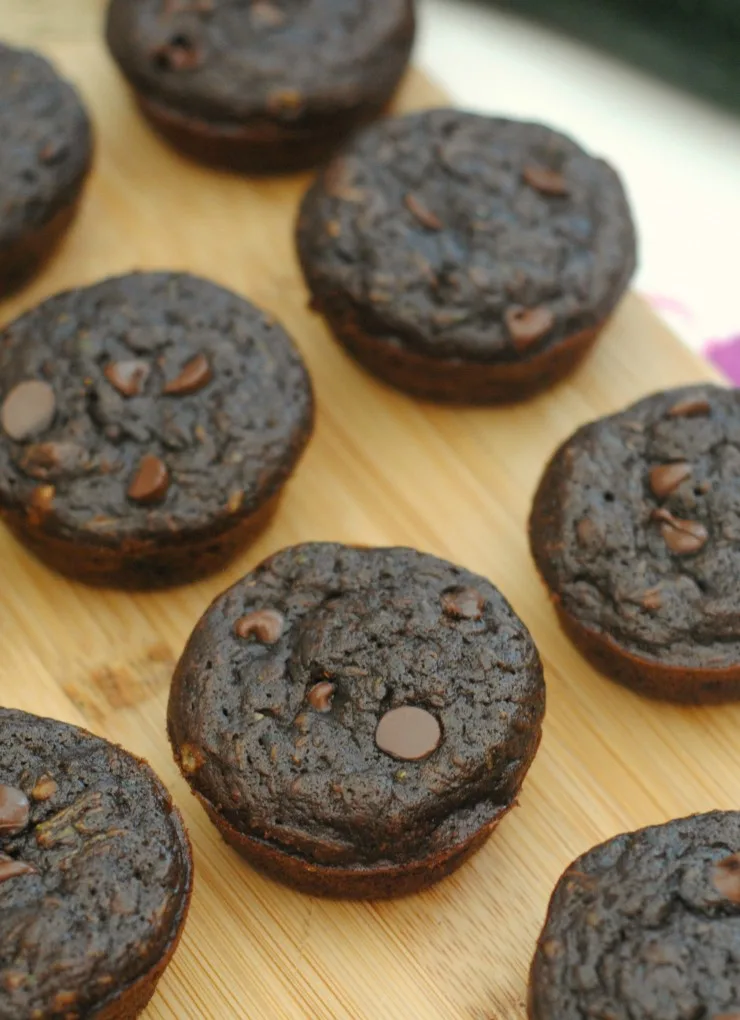 These homemade chocolate zucchini muffins are as delicious as they are healthy and oh, so easy to make. 