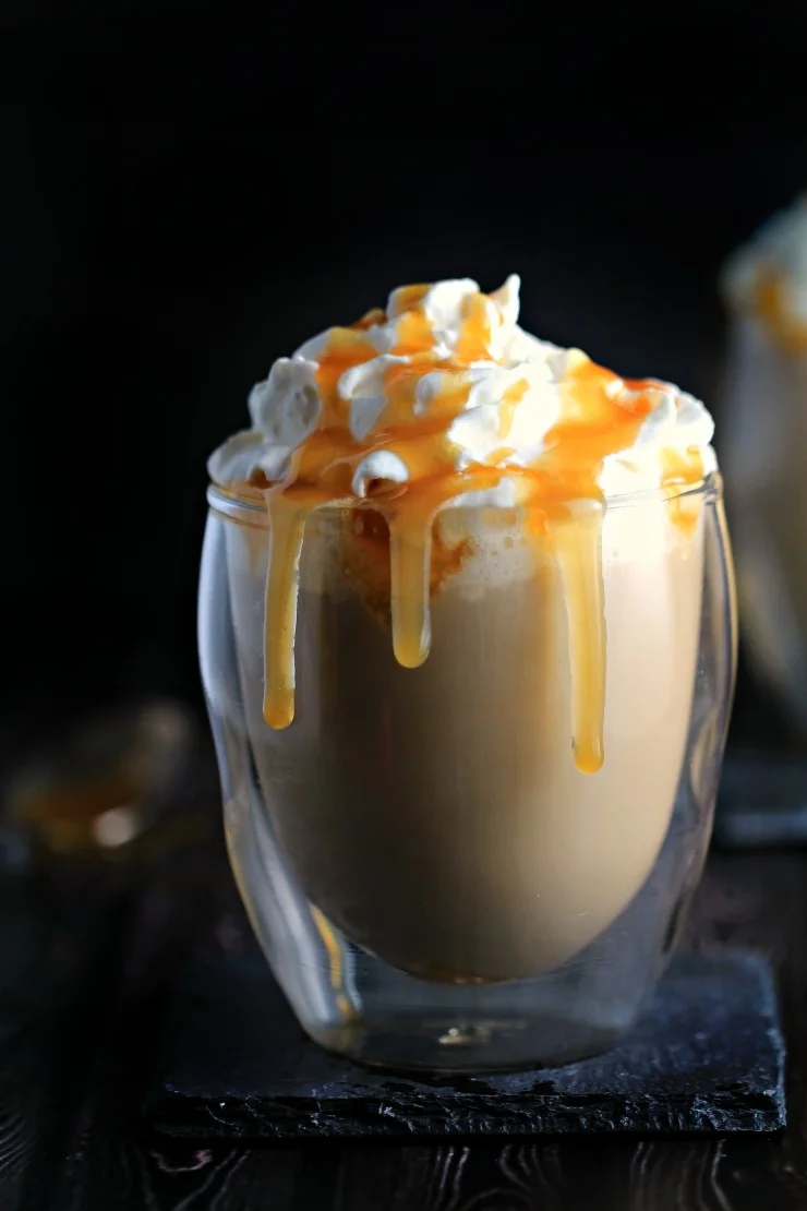 Salted Caramel is one of my favourite fall flavours and this Salted Caramel Latte is perfectly sweet with just the right touch of savoury.