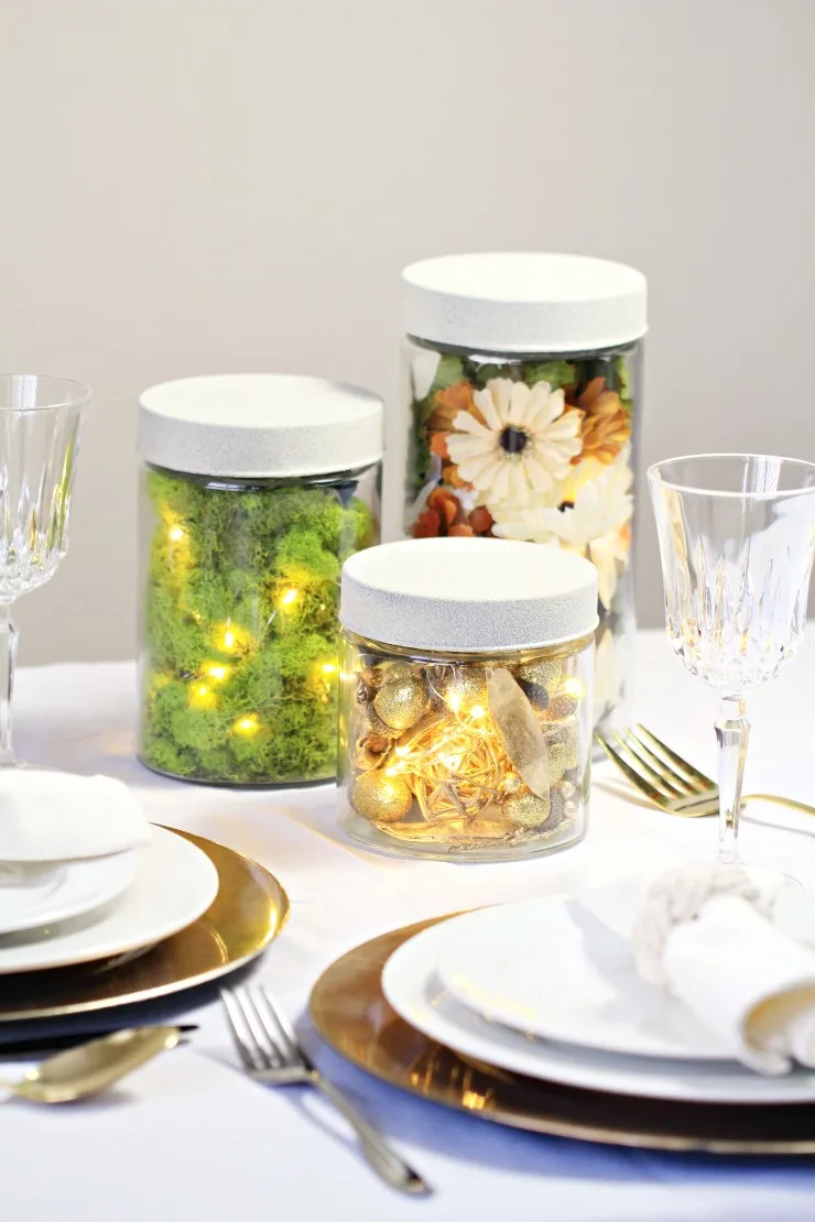 If you’re planning on holding a dinner party this autumn then this Rustic Autumn Glass Canister Centrepiece is the perfect way to embrace the changing seasons and celebrate the natural beauty of fall.