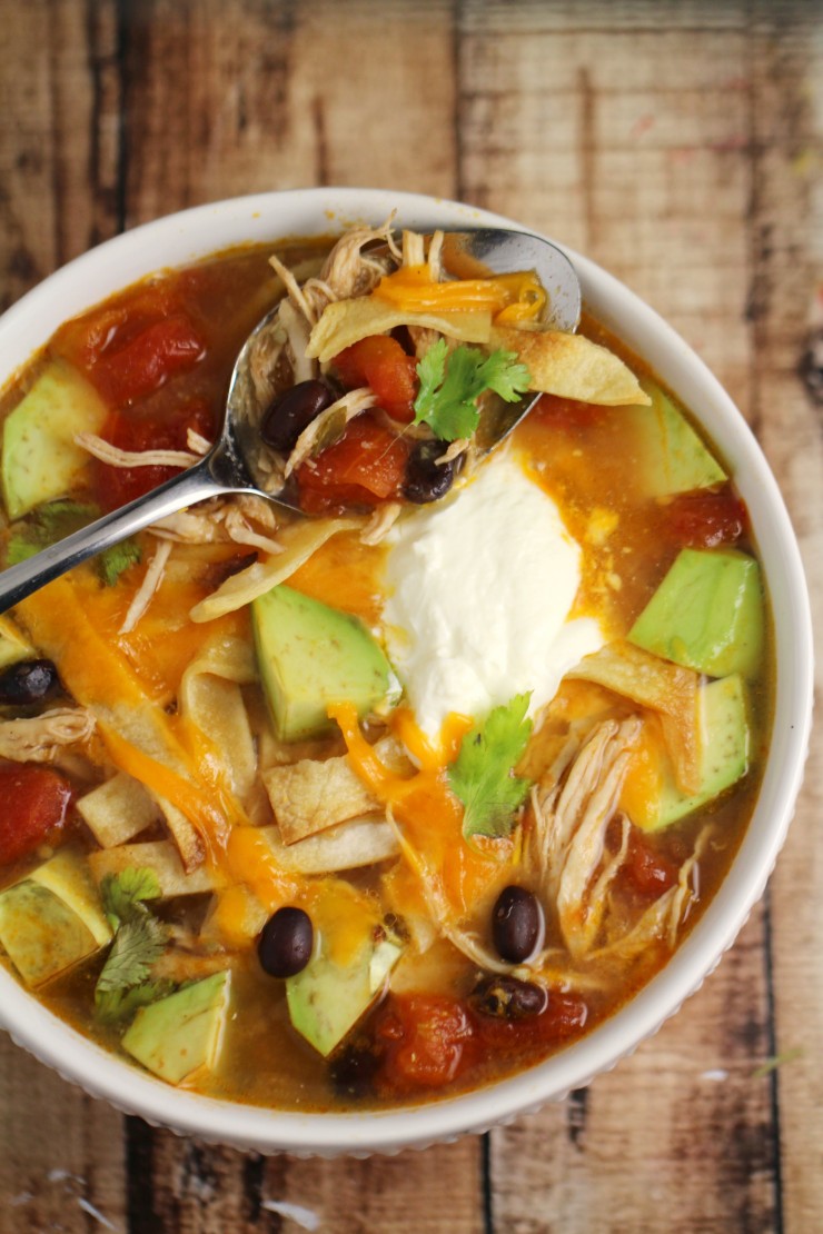 Chicken Tortilla Soup. It's easy, nourishing, delicious and so full of flavour, it is sure to be a family dinner hit all winter long.
