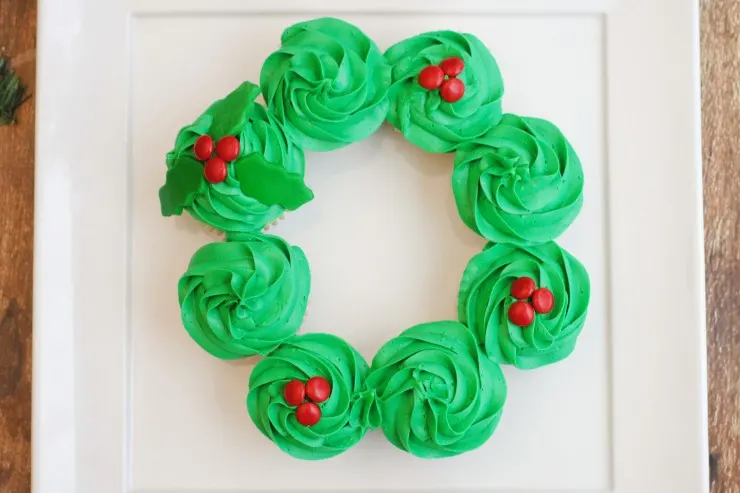 cupcake-wreath