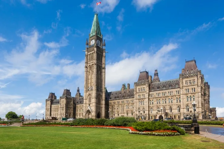 Located in Ontario, Ottawa is a great place to stop when travelling the Trans-Canada Highway. This city is sure to have something for everyone in the family, from fun sites and attractions to delicious restaurants.