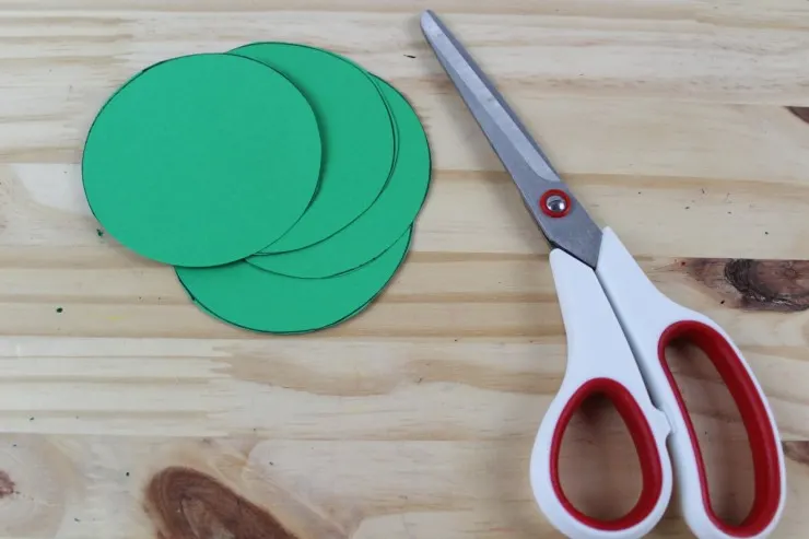 green cardstock circles to make the new bottoms.