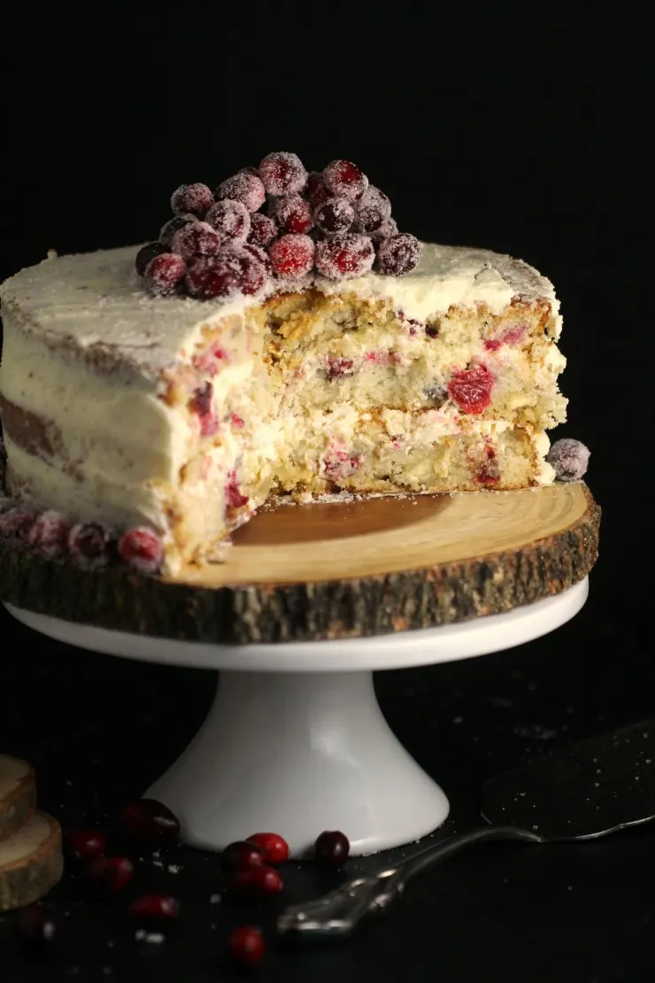 Nobody will believe this Cranberry White Chocolate Cake with Frosted Cranberries is dairy and egg-free and will be wowed by not only its rustic beauty but also by its decadent flavour. The perfect way to finish off your holiday meal, this cake is a must for this year’s menu!