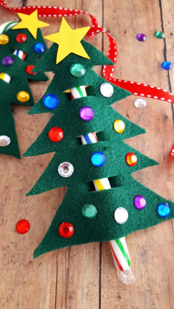 Candy Cane Christmas Tree Ornament - Frugal Mom Eh!