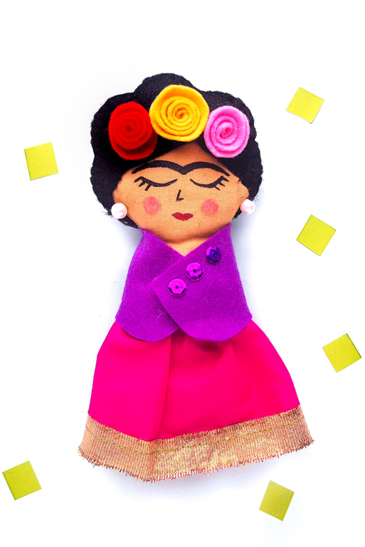 This DIY Frida Kahlo Rag Doll is an excellent beginner sewing project that includes an easy to use free rag doll pattern. 