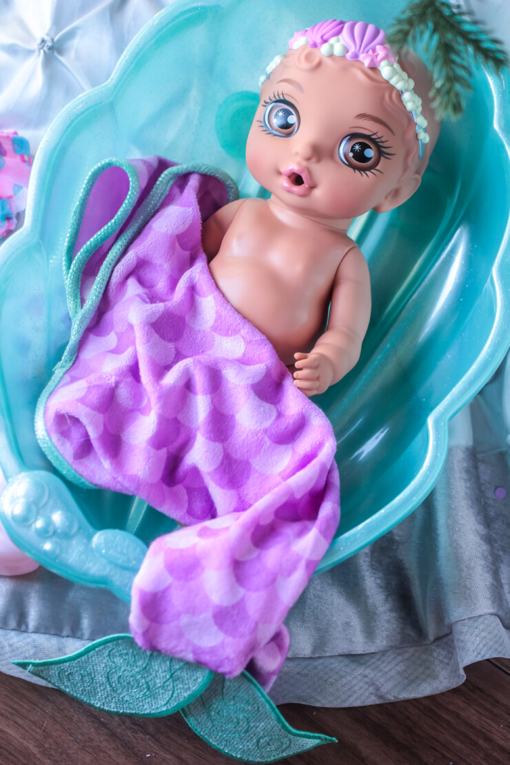 BABY born Surprise Mermaid Surprise features 20+ magical surprises including a large seashell bathtub.