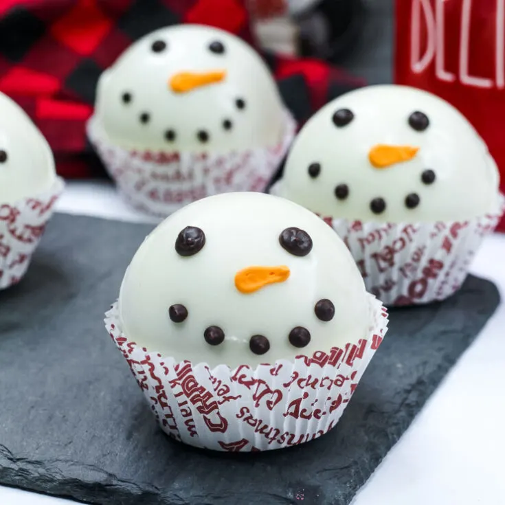 Snowman Hot Chocolate Bomb Recipe