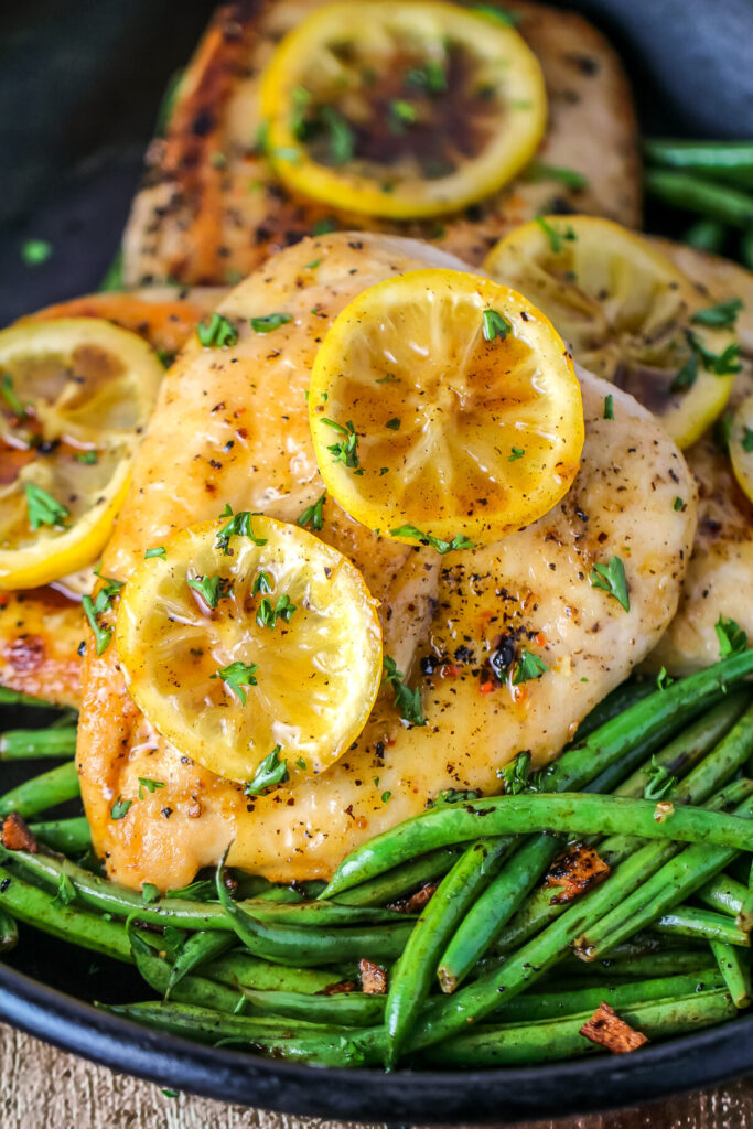 This pan fried lemon pepper chicken recipe results in chicken that is moist, flavourful and full of amazing bright citrus flavour.