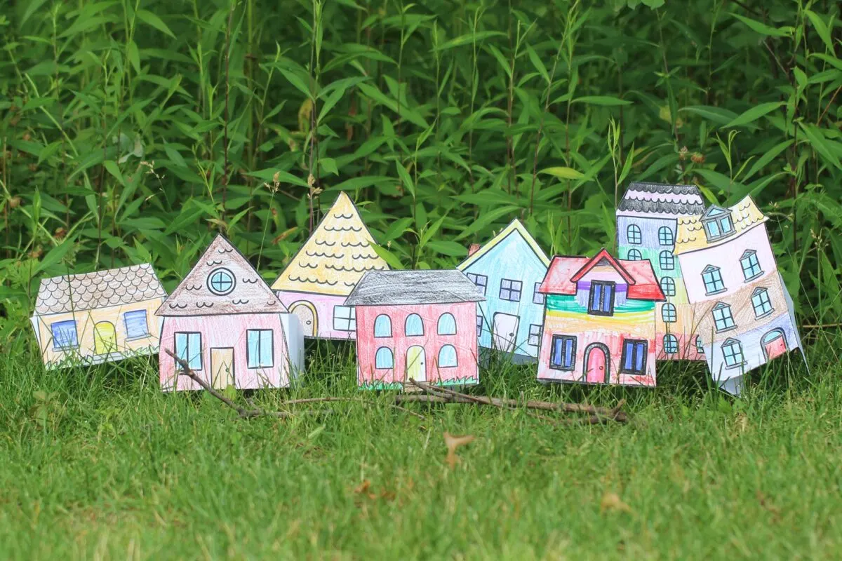 Download and print these free Paper House Crafts - includes 17 different designs that can be coloured and played with for hours of free fun!