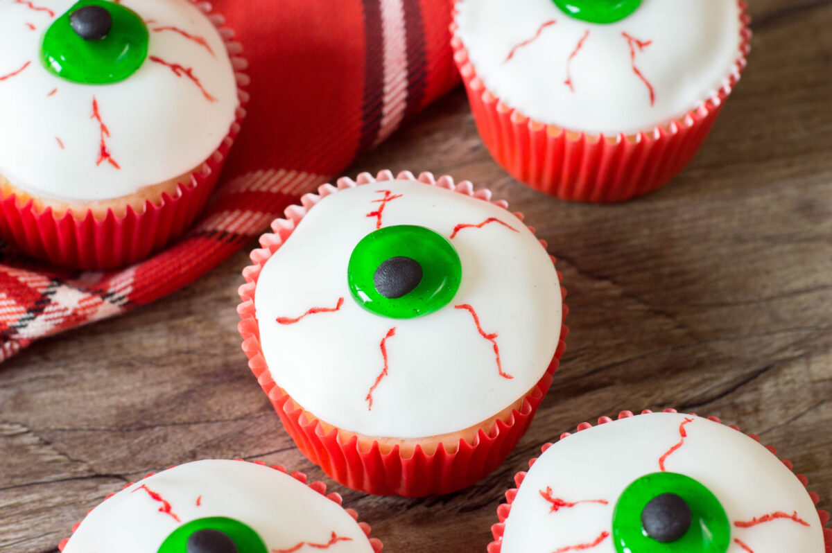 A Halloween party is not complete without these delicious bloodshot eyeball cupcakes. These spooky Halloween cupcakes are made from scratch!