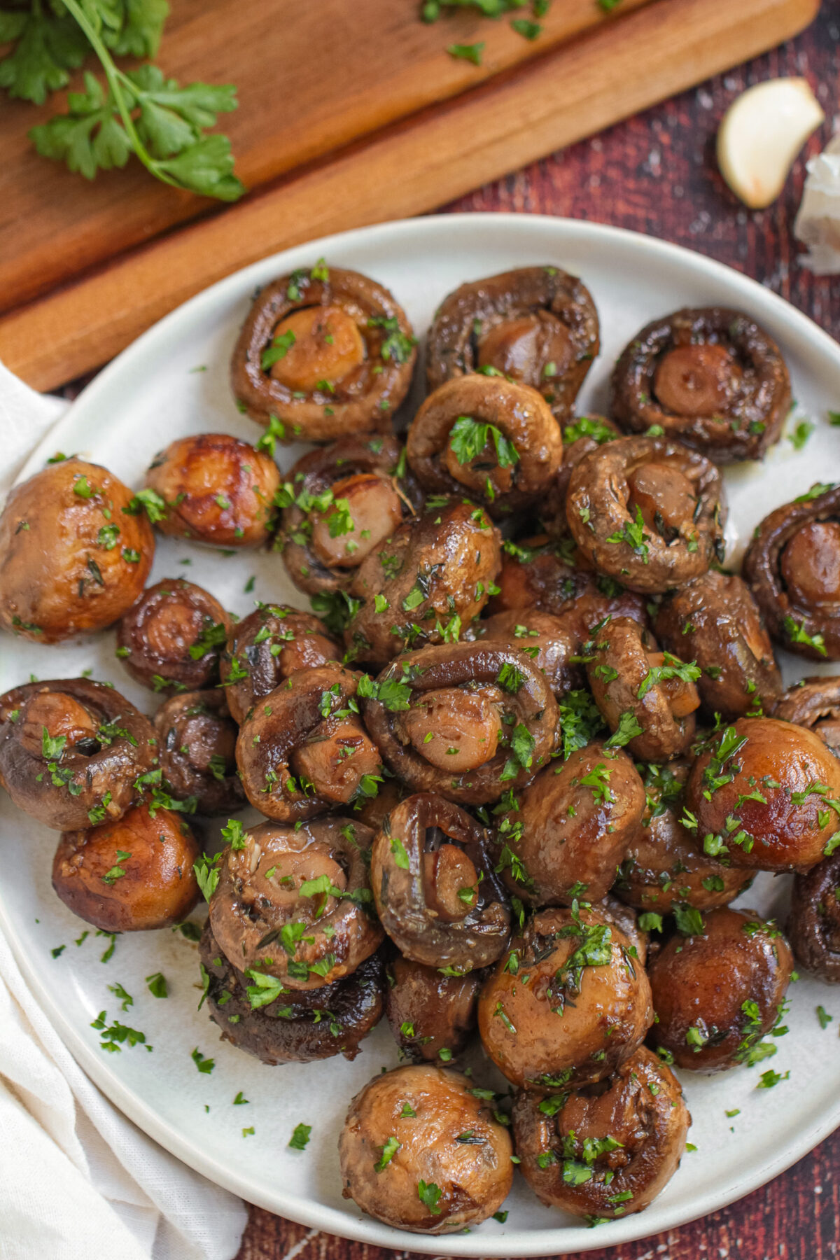 Looking for a delicious side dish recipe? These sauteed garlic butter mushrooms will blow you away, and they're so easy to make!