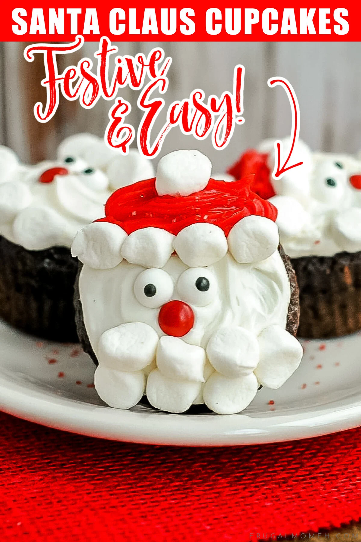 These Santa Claus Cupcakes are great for bringing to a Christmas party - such a fun idea to celebrate this winter holiday! 