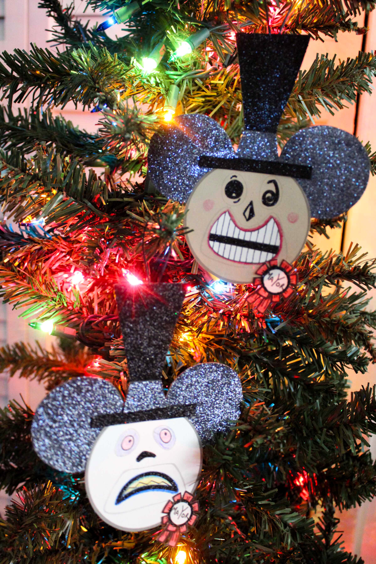 Learn how to make your own Mayor of Halloweentown Mickey Ears Ornament. It's perfect for anyone who loves Nightmare Before Christmas.
