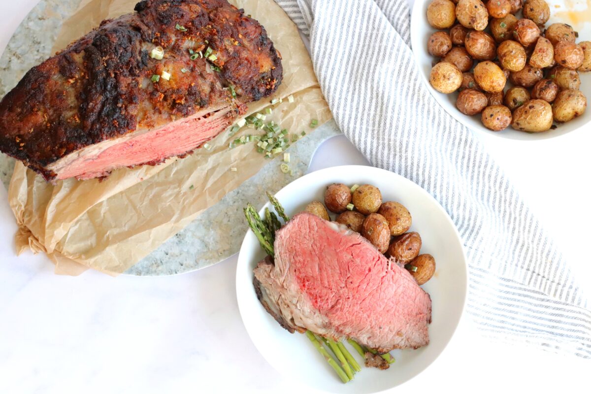 Cook a perfect prime rib roast in your air fryer each and every time. Juicy, tender, and cooked to perfection with a tasty horseradish crust!