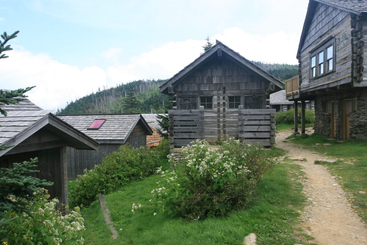 LeConte Lodge, Mount LeConte, Great Smoky Mountains National Park, Tennessee by Frank Kehren / CC BY