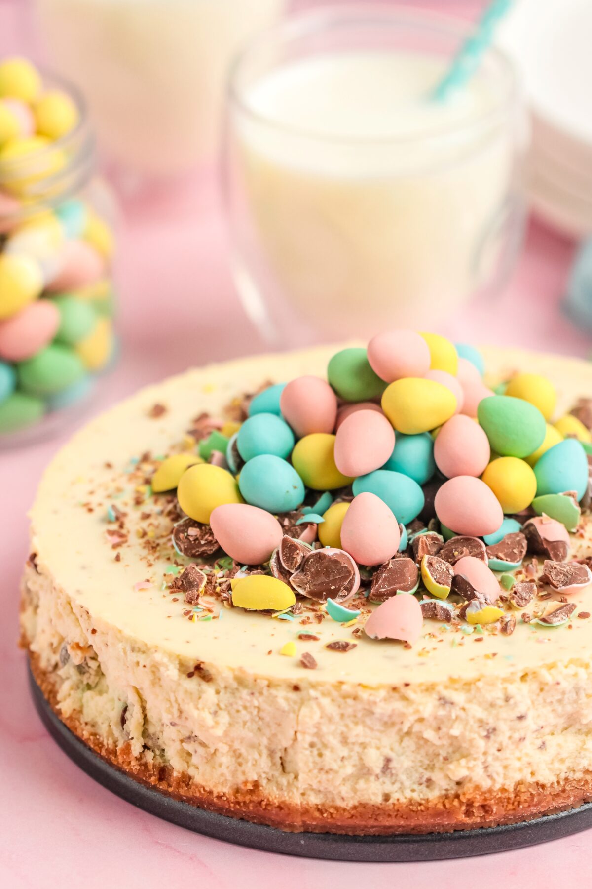 Looking for an easy and delicious Instant Pot cheesecake recipe for Easter? Out Instant Pot Mini Egg Cheesecake is a perfect spring dessert!