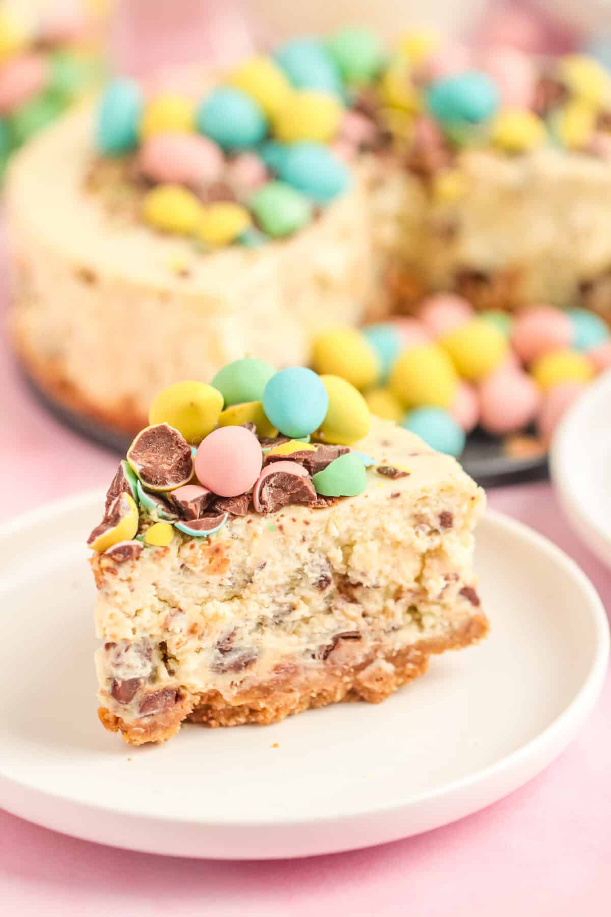 Looking for an easy and delicious Instant Pot cheesecake recipe for Easter? Out Instant Pot Mini Egg Cheesecake is a perfect spring dessert!