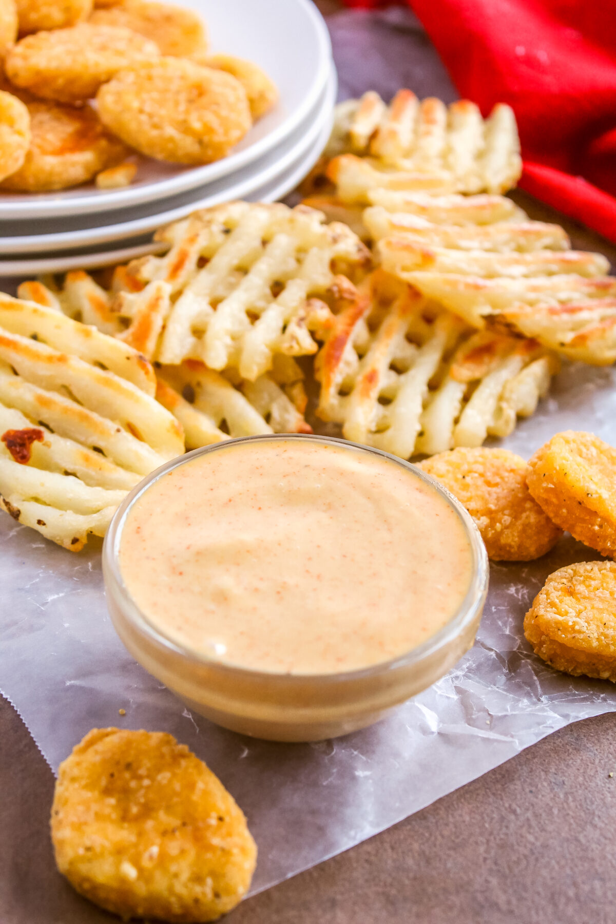 Love Chick-Fil-A? Wish you could make their delicious sauce at home? Now you can with this easy Copycat Chick-Fil-A Sauce Recipe!