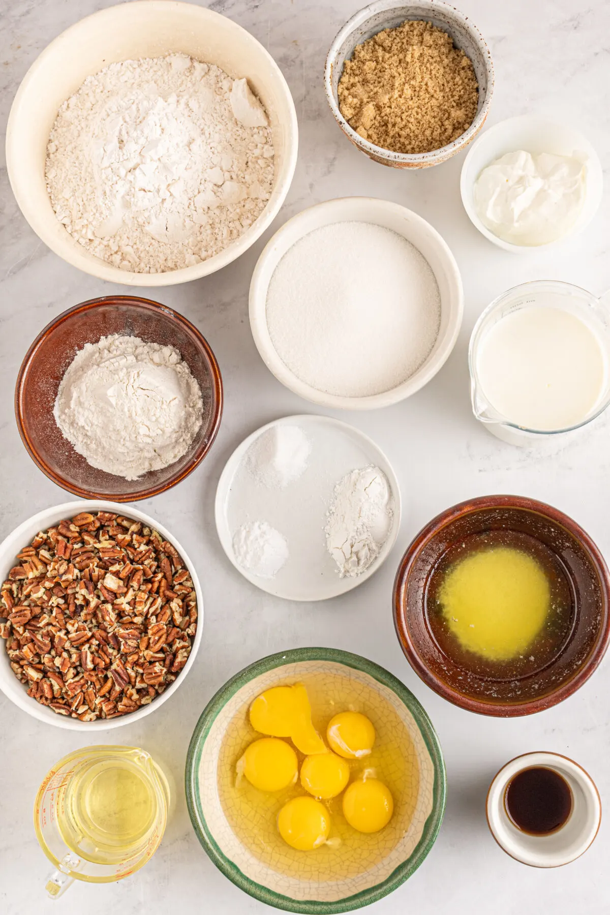 About the ingredients for butter pecan cake.