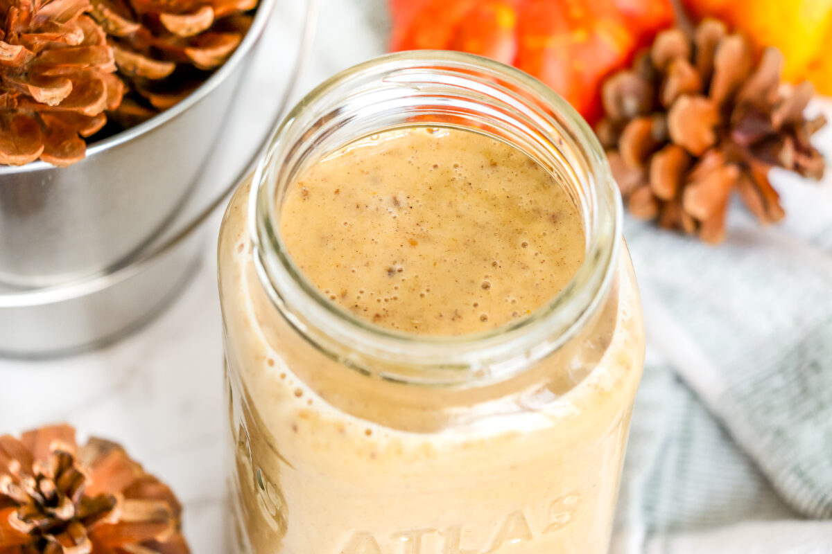 Love pumpkin spice lattes but don't love the price? This easy pumpkin spice creamer recipe is perfect for fall, and made with real pumpkin!