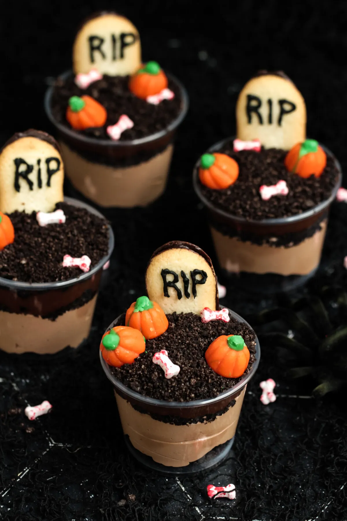 This Halloween Dirt Cups recipe is a fun and spooky treat for kids of all ages, especially for those with a bit of a sweet tooth.