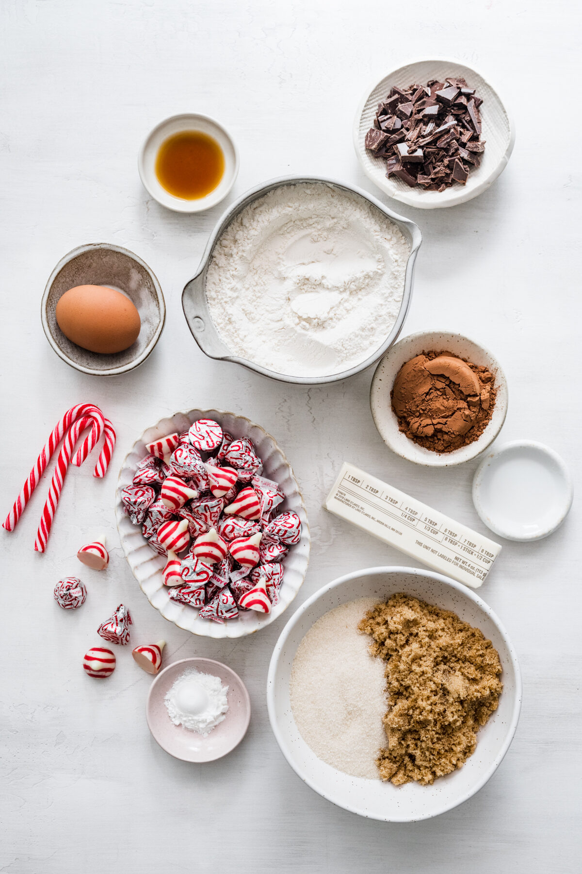 Ingredients for Chocolate peppermint kiss cookie.