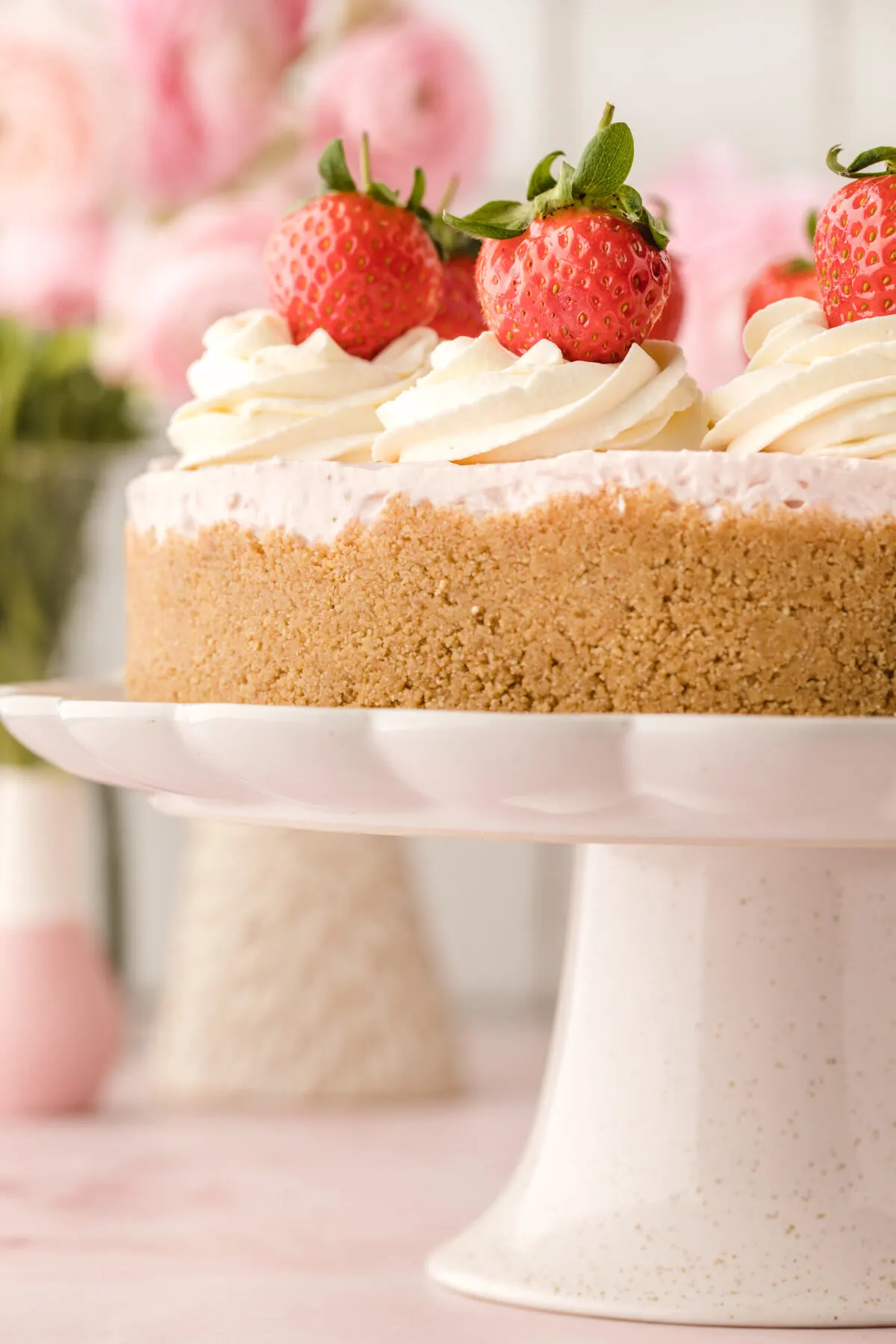 Get your fix of sweet strawberries with this no bake strawberry cheesecake recipe for a rich and creamy dessert the entire family will love!