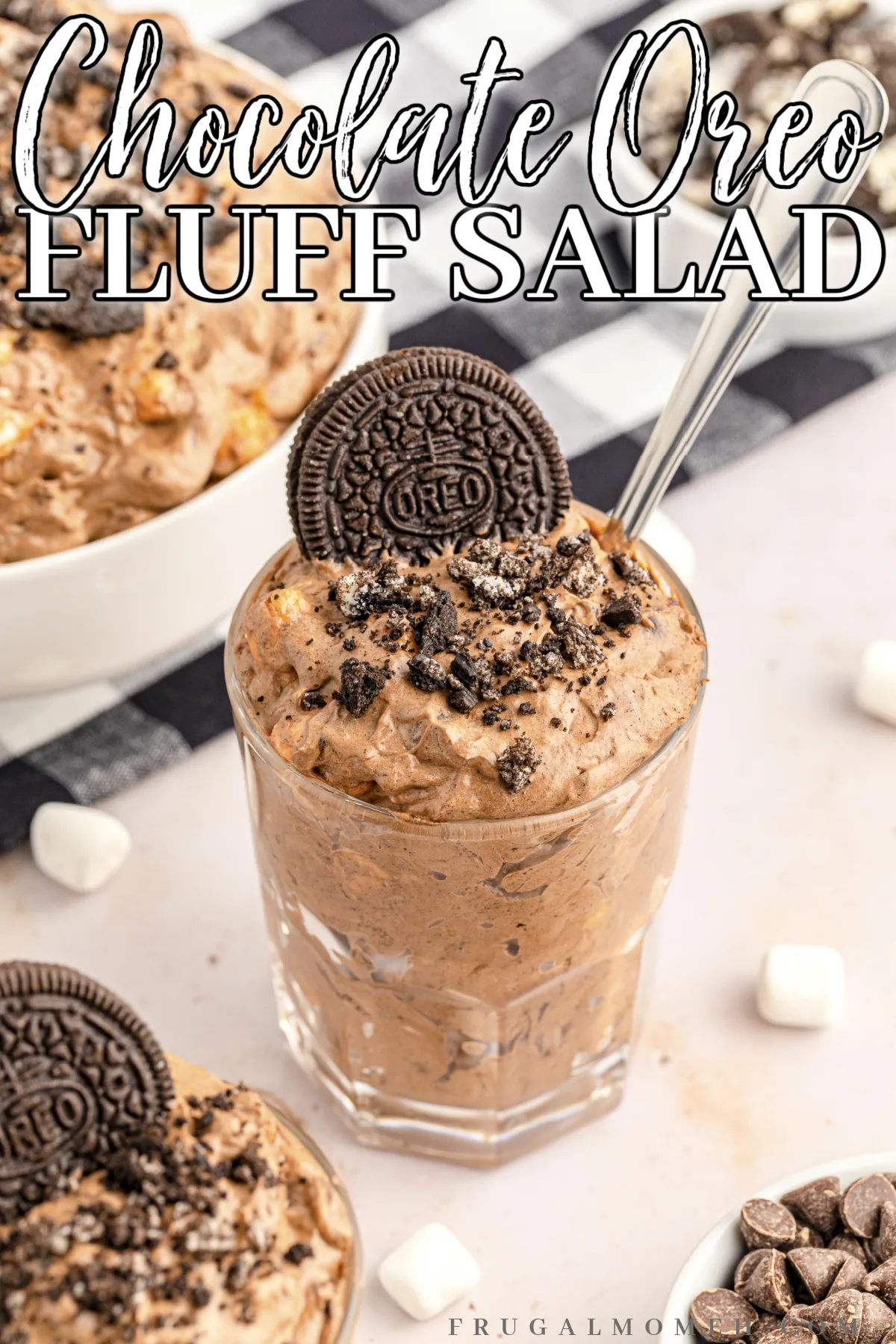 With just 6 simple ingredients you can make this creamy, fluffy, and tasty Oreo Fluff Salad recipe. Perfect for parties or special occasions!