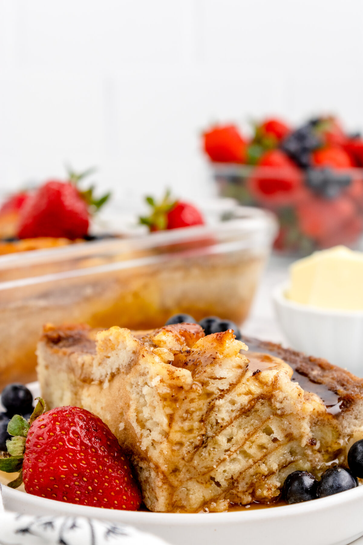 Try out our irresistible pancake casserole recipe and start your morning off right! Perfect for lazy weekends and special occasion brunches!