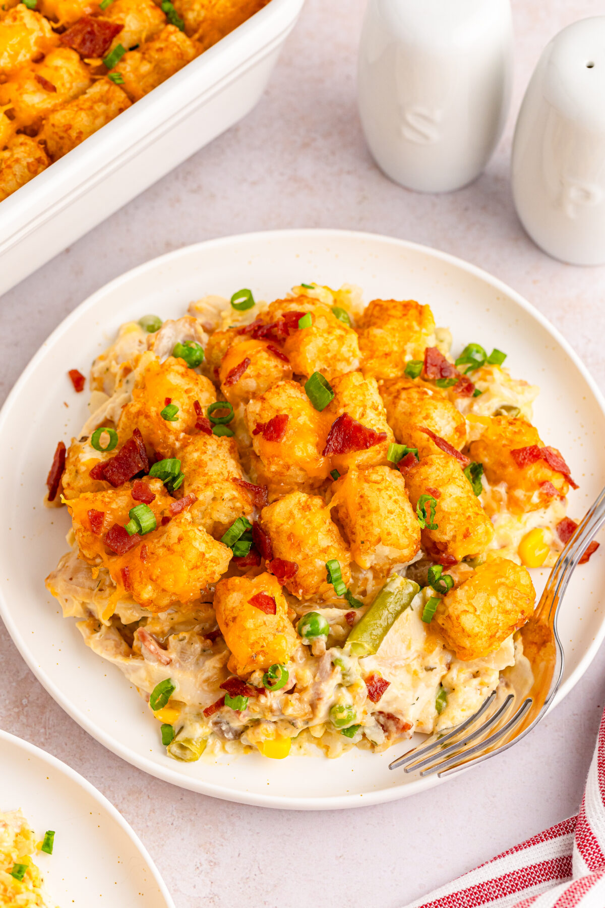 Craving comfort food? Look no further than our mouth-watering chicken tater tot casserole recipe. Perfect for any night of the week!