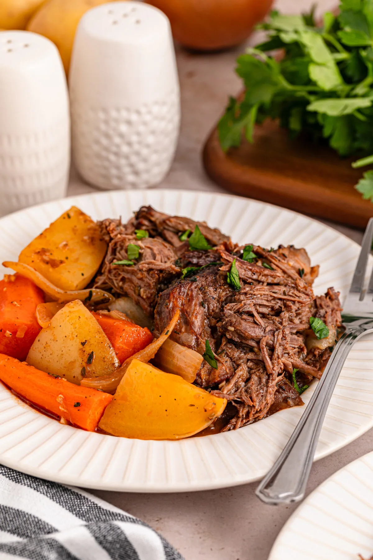 The perfect Dutch oven pot roast recipe for a succulent, tender feast. We combine simple ingredients with slow cooking for the best flavour.